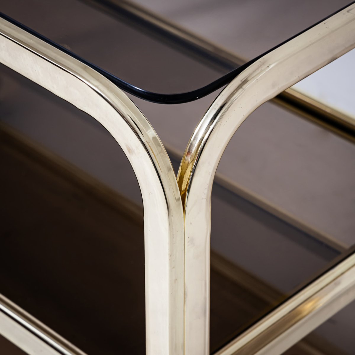 Chariots de bar vintage en laiton et verre fumé, années 1980-photo-5