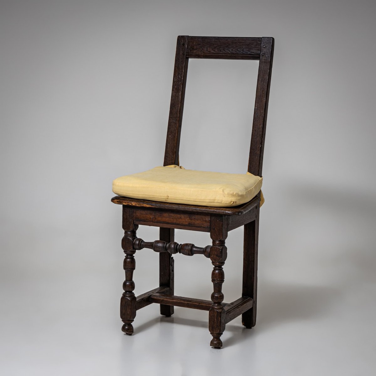 Ensemble de six chaises, probablement France, XIXe siècle-photo-4