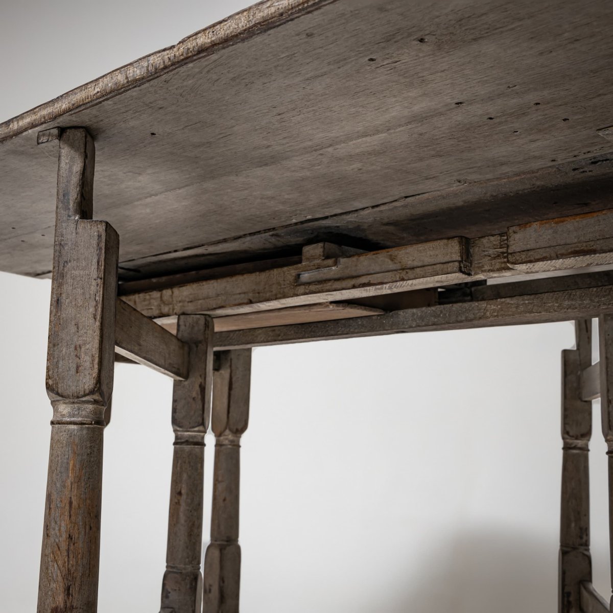 Table à pieds croisés, vers 1900-photo-6