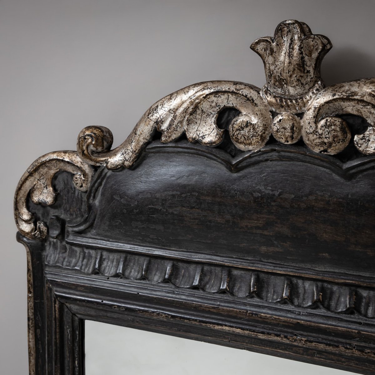 Miroir mural de style baroque, fin XIXe / début XXe siècle-photo-4