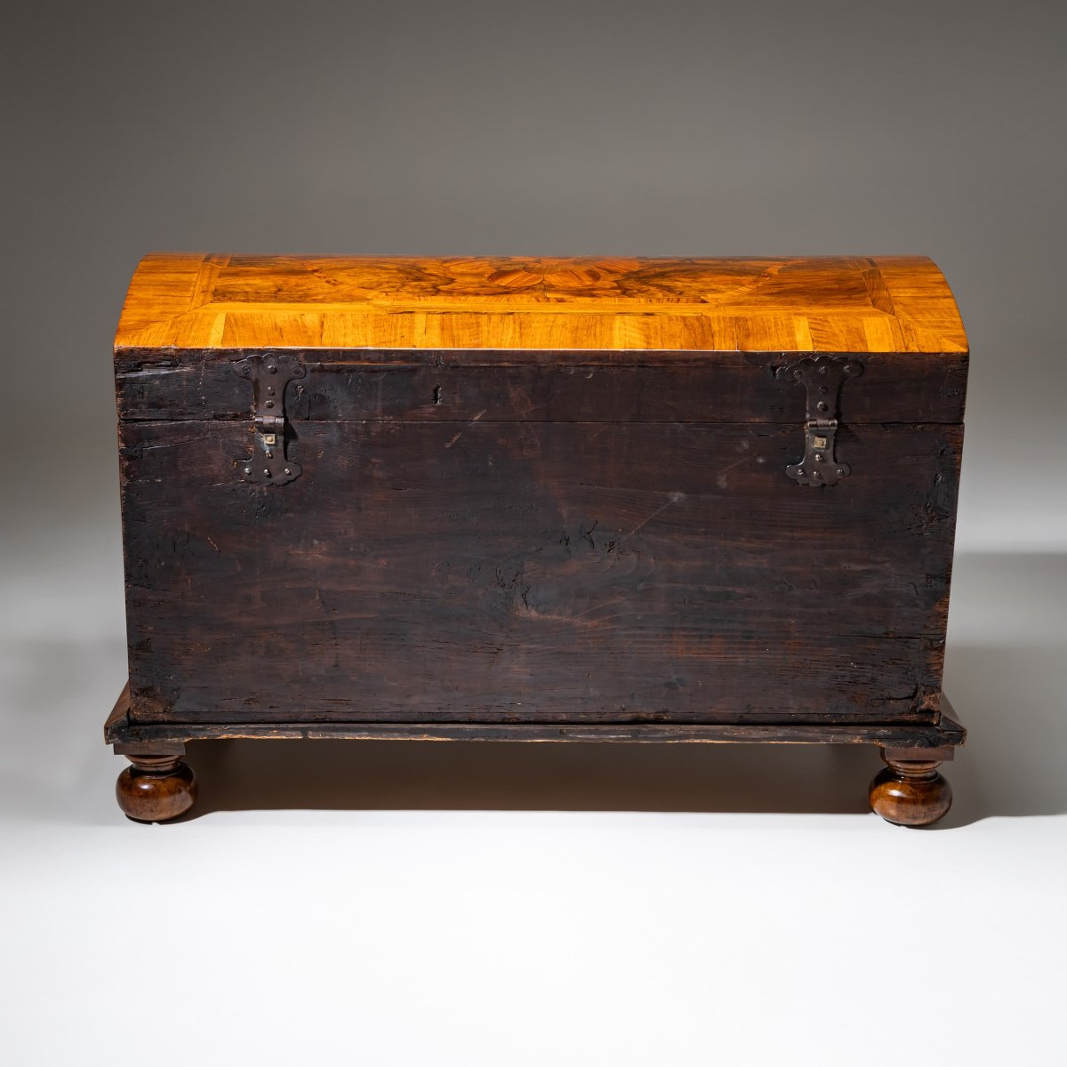 Coffre à couvercle, Allemagne du Nord, milieu du XVIIIe siècle-photo-8