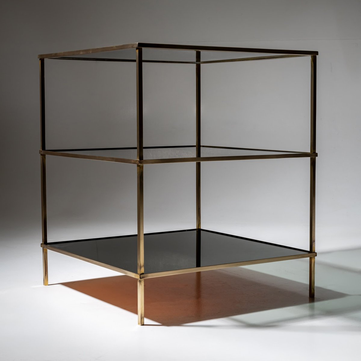 Table d'appoint en verre et laiton, milieu du XXe siècle-photo-3