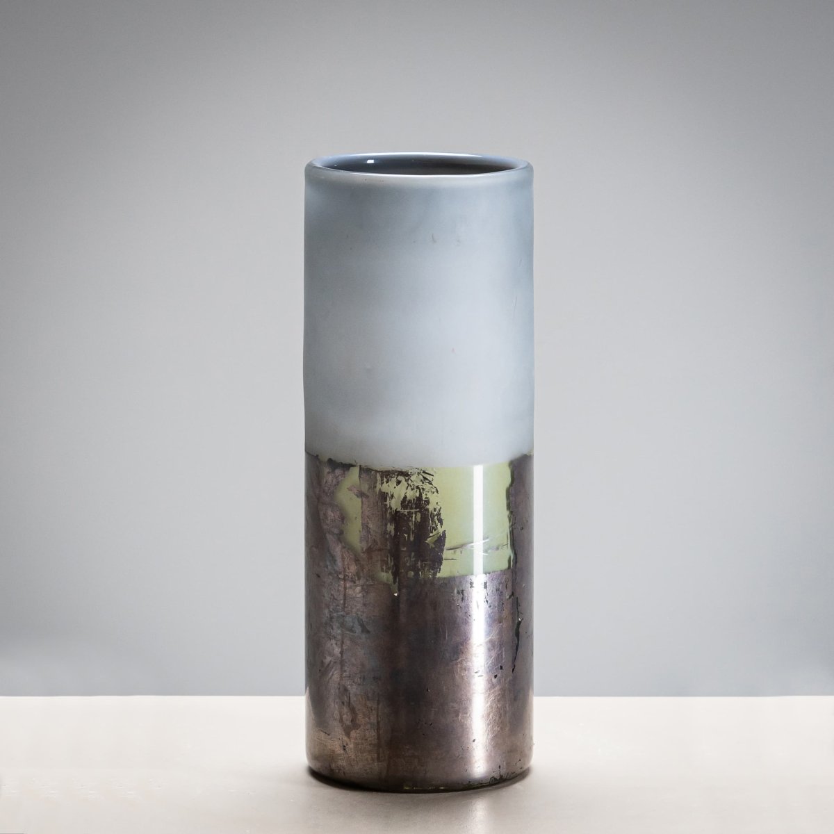 Deux vases, fabriqués en Angleterre, vers 2000-photo-3