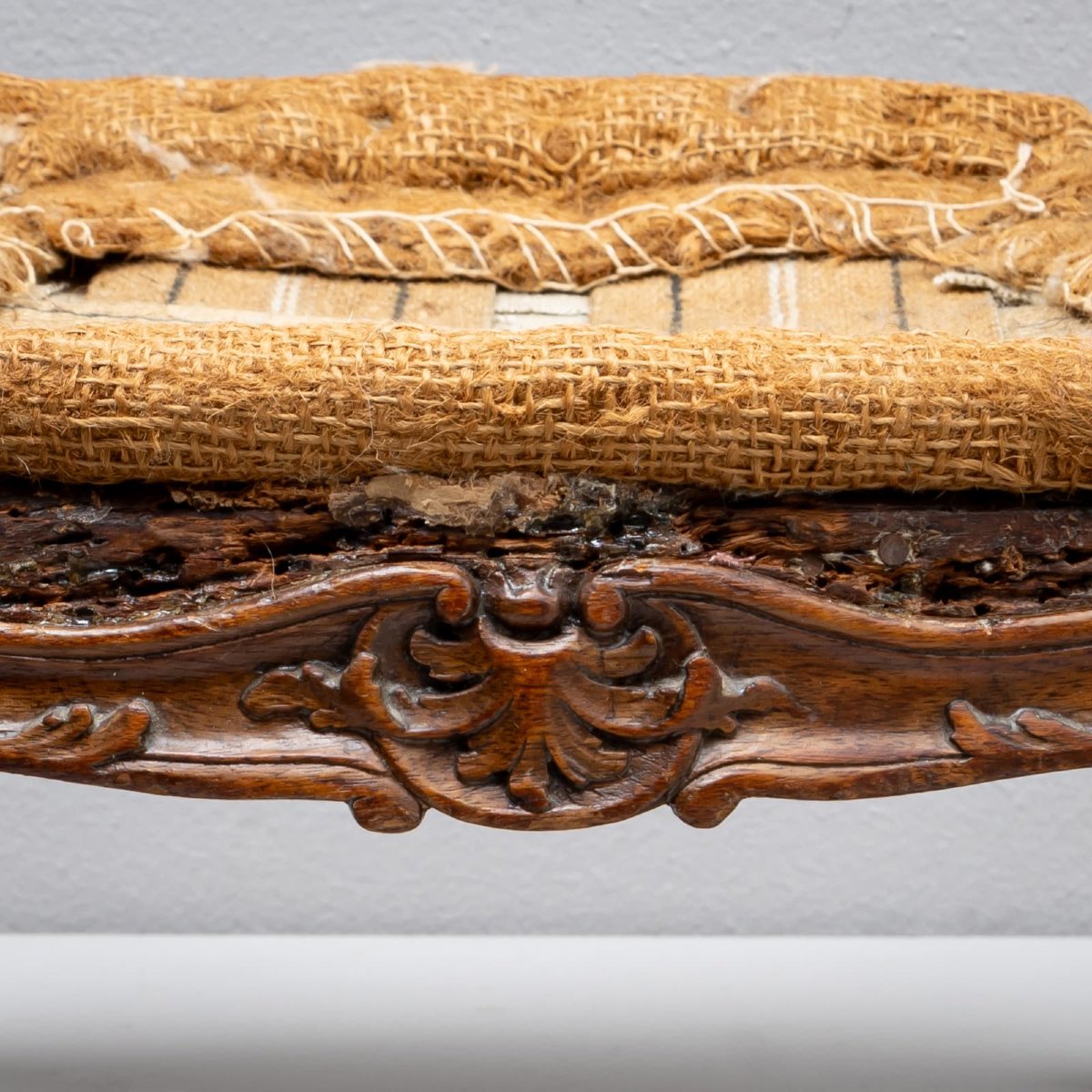 Petit repose-pieds baroque, XVIIIe siècle-photo-5