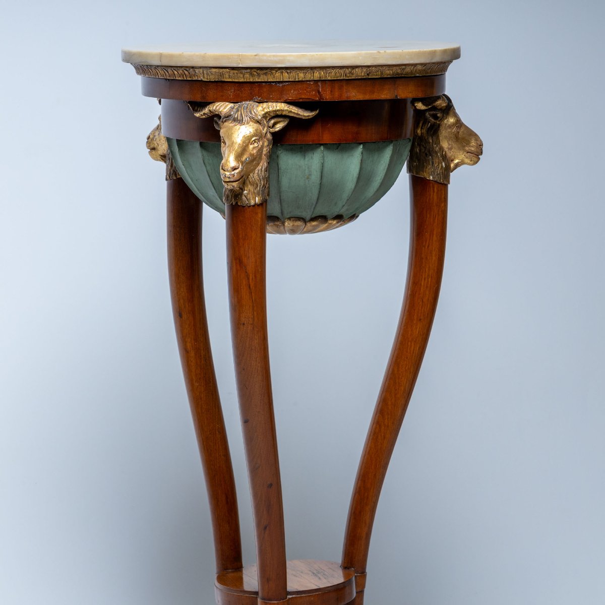 Paire de grandes torchères italiennes, probablement de Naples, début du XIXe siècle-photo-1