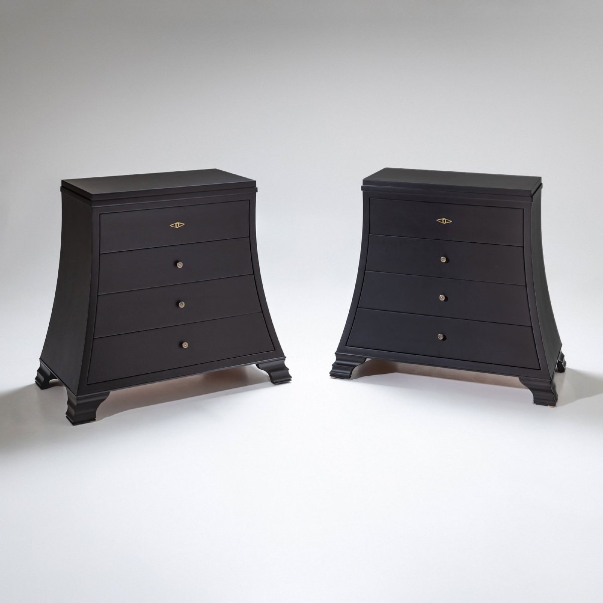 Paire de commodes trapézoïdales, fin du XXe siècle-photo-1