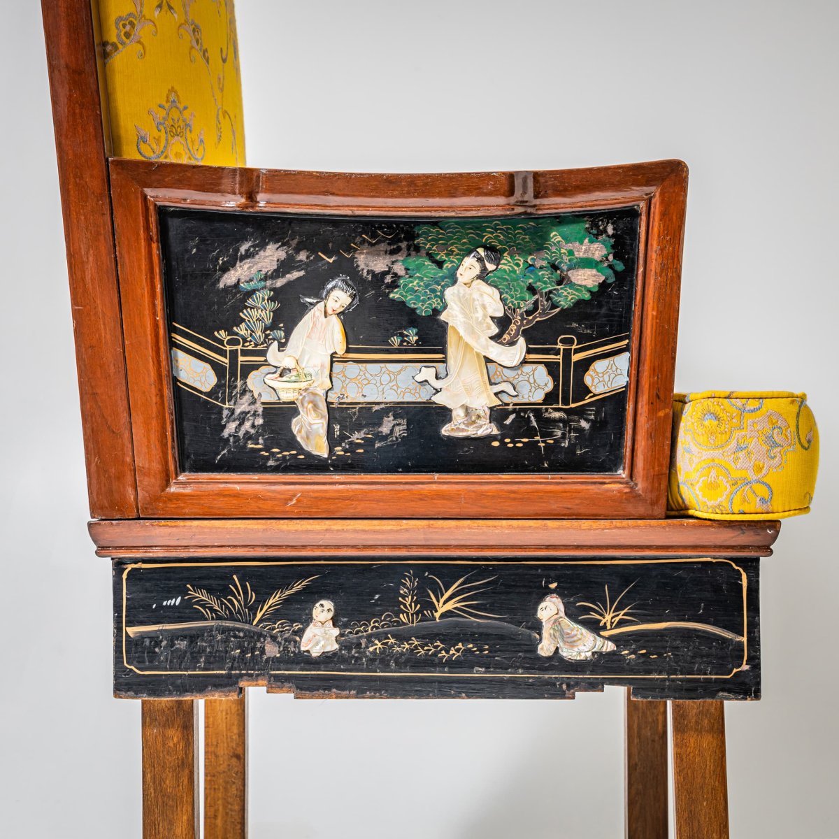 Fauteuil avec décor laqué chinoiserie, probablement début du XXe siècle-photo-2