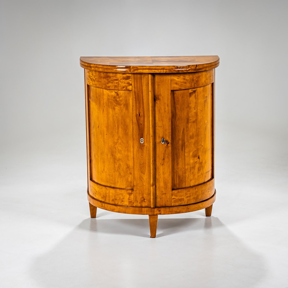 Armoire demi-lune Biedermeier, vers 1830-photo-1