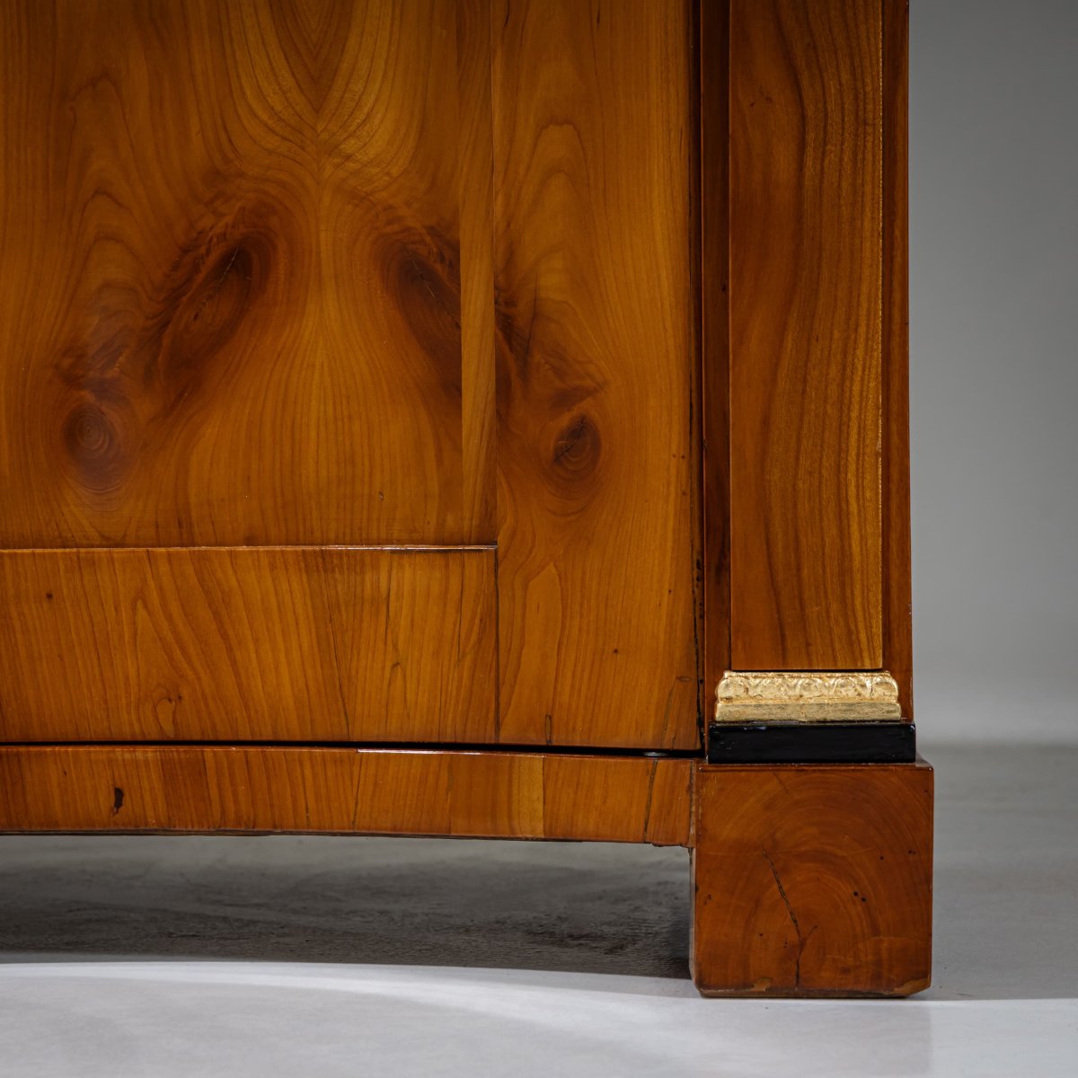 Biedermeier Half-wardrobe With Pilasters, Circa 1820-photo-4