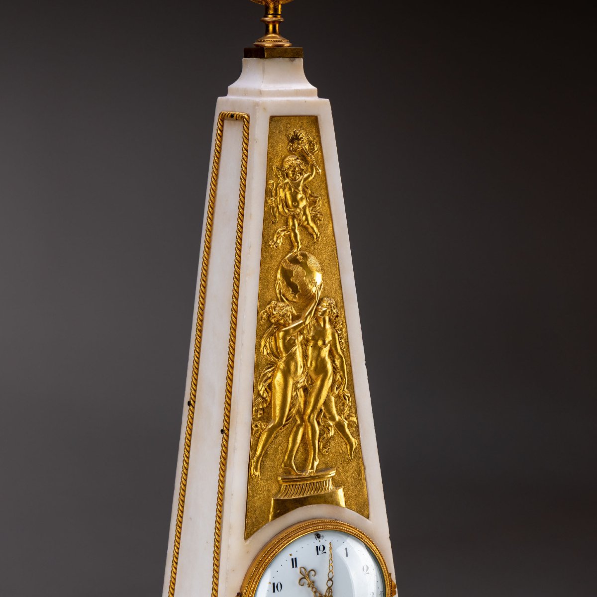 Horloge obélisque Louis XVI, signée Roque à Paris, vers 1780-photo-4