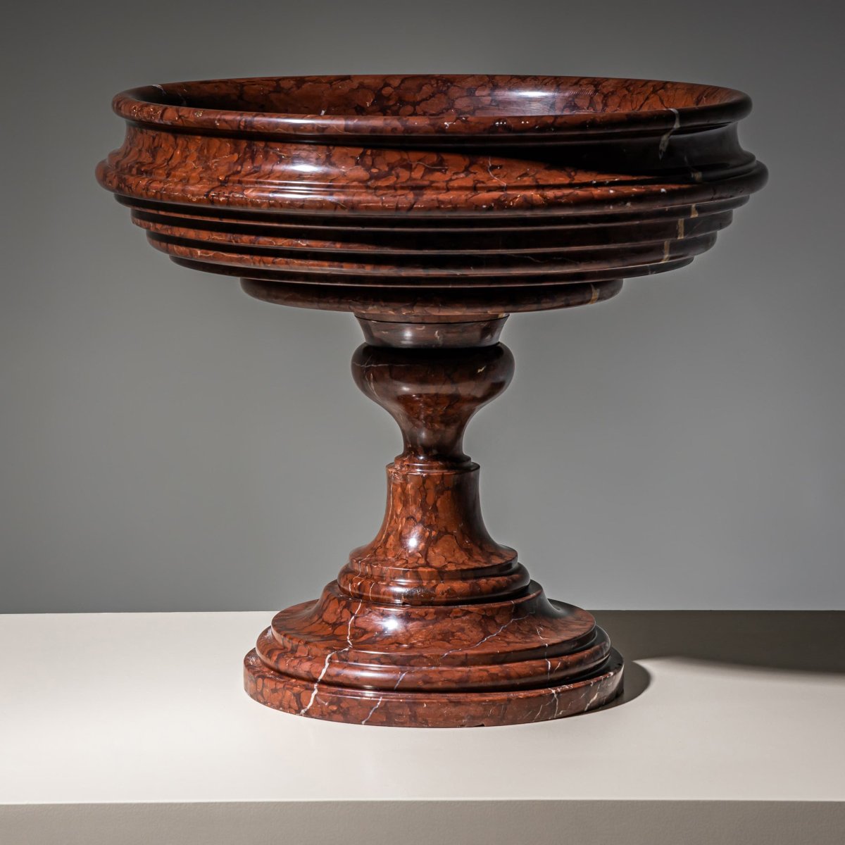 Tazza en marbre rouge, Italie, XIXe siècle-photo-2