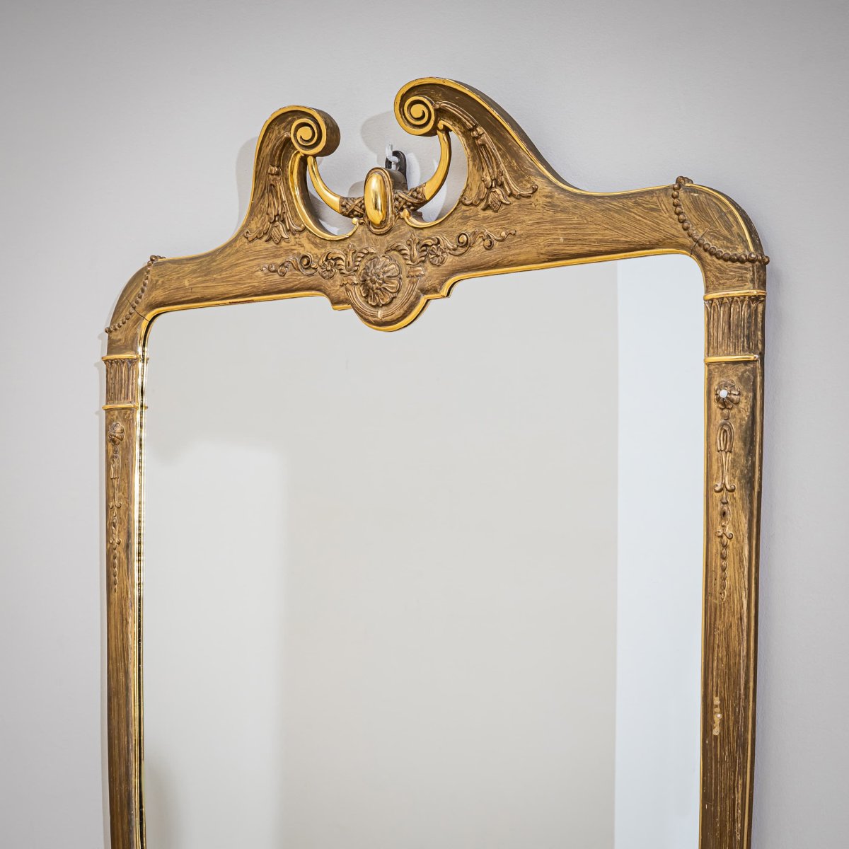 Wall Mirror In The Shape Of A Shield, Circa 1900-photo-4