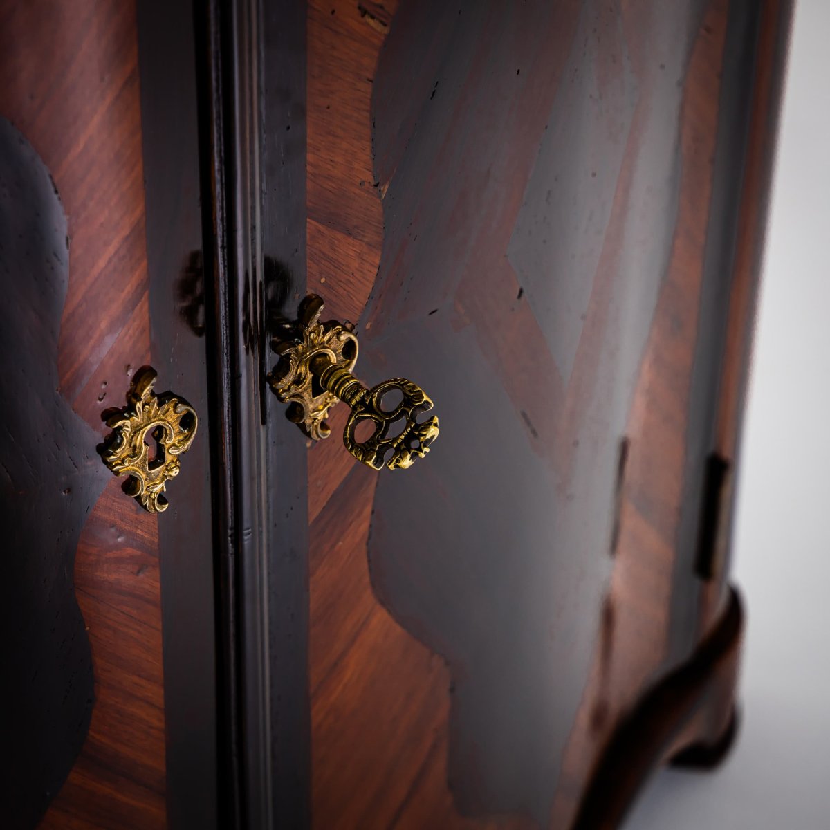 Small Corner Cabinet, France, 18th Century-photo-3