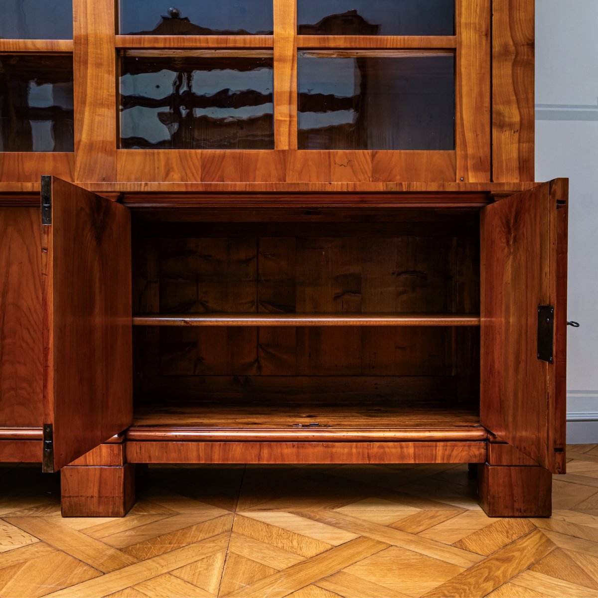Biedermeier Cherrywood Bookcase, Germany, Circa 1820-photo-2