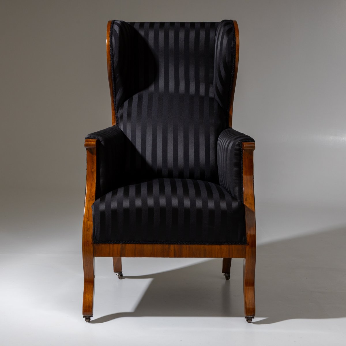 Fauteuil à oreilles Biedermeier, vers 1830-photo-1