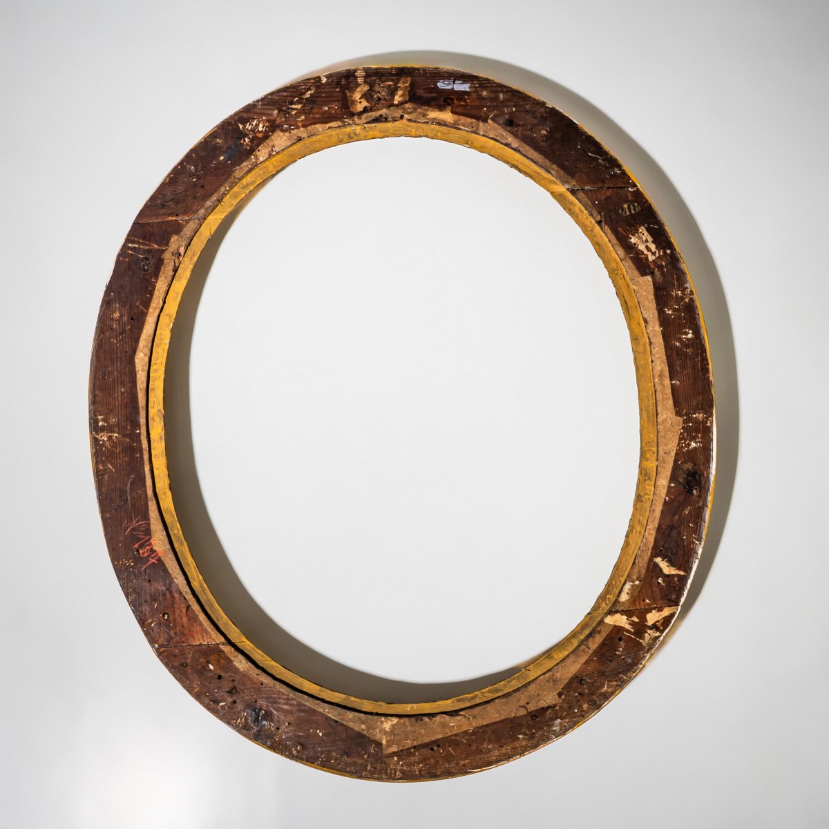 Cadre ovale doré Louis XV en stuc, France, XVIIIe siècle-photo-8