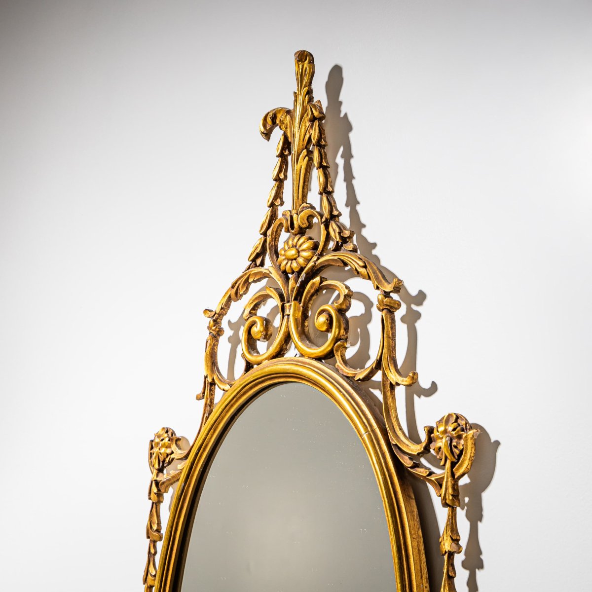 Pair Of Oval Wall Mirrors In Gilded Wood, Italy, Mid-20th Century-photo-2