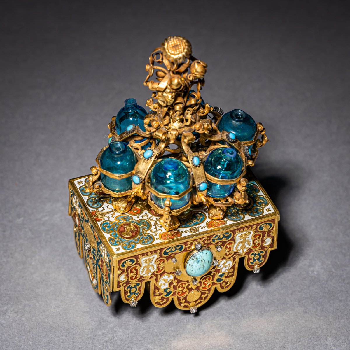 Sedan Chair With Perfume Bottles, Goldsmith Work In The Style Of Johann Melchior-photo-1