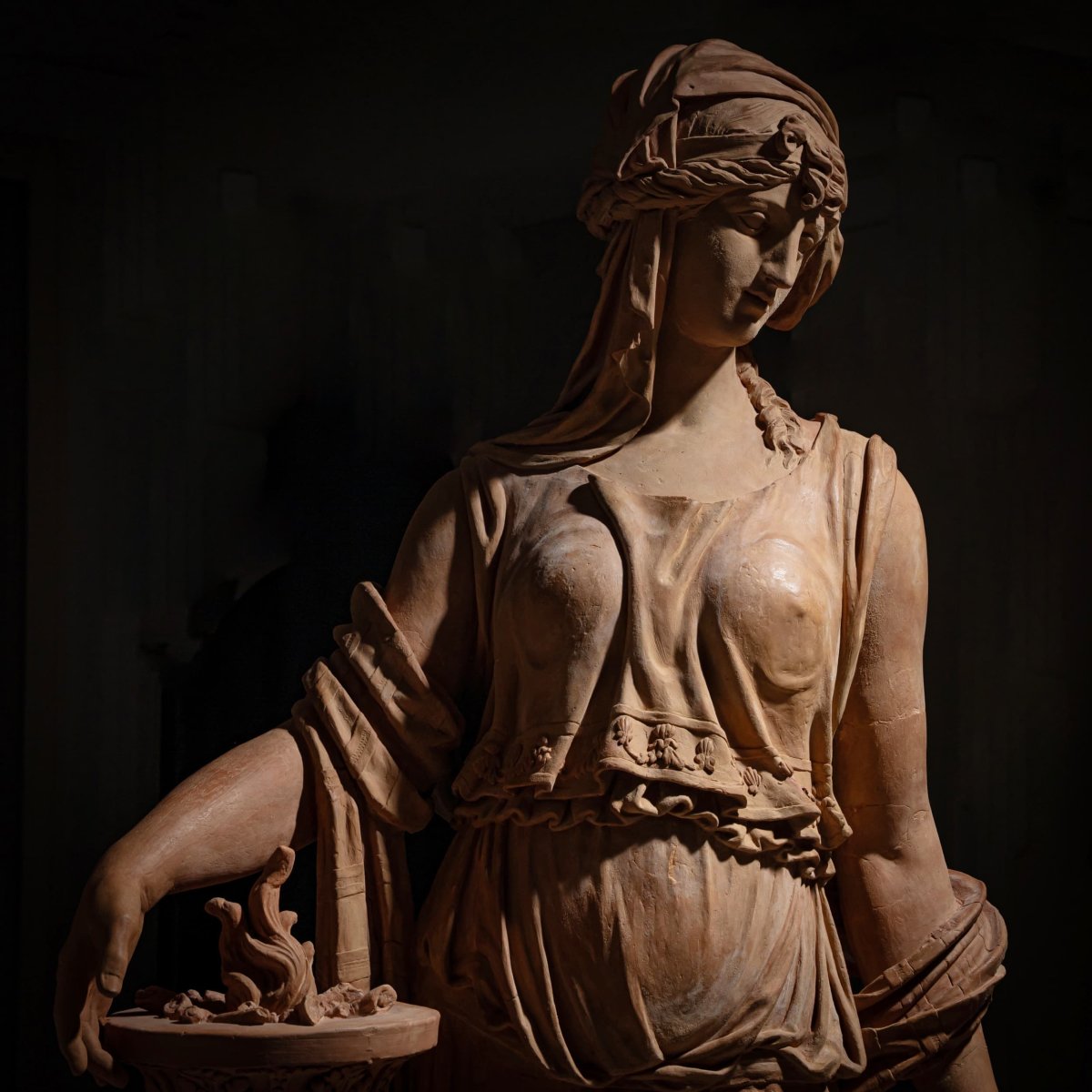 Life-size Terracotta Statue Representing A Vestal Virgin, Second Half Of The 19th Century-photo-3