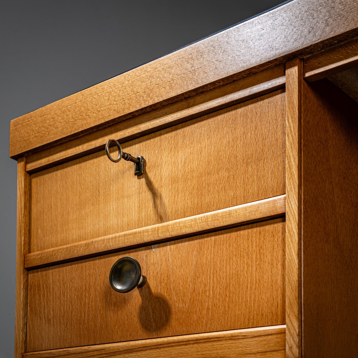 Bureau, Italie, milieu du XXe siècle-photo-1