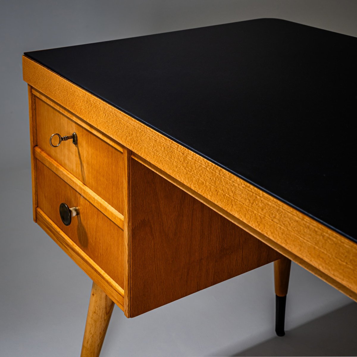 Bureau, Italie, milieu du XXe siècle-photo-6