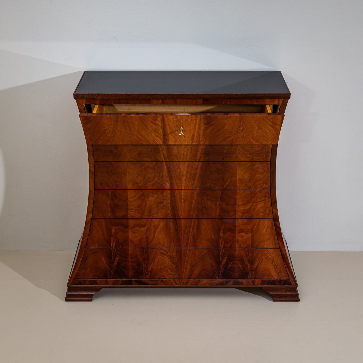 Commode italienne moderne de forme trapézoïdale, fin du XXe siècle-photo-6