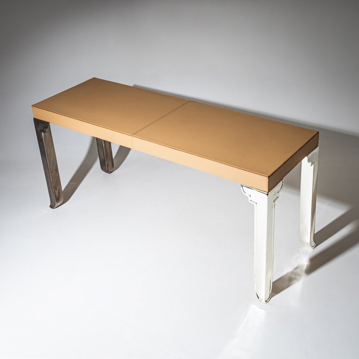 Table basse en cuir et acier inoxydable, probablement d'Italie, années 2000-photo-7
