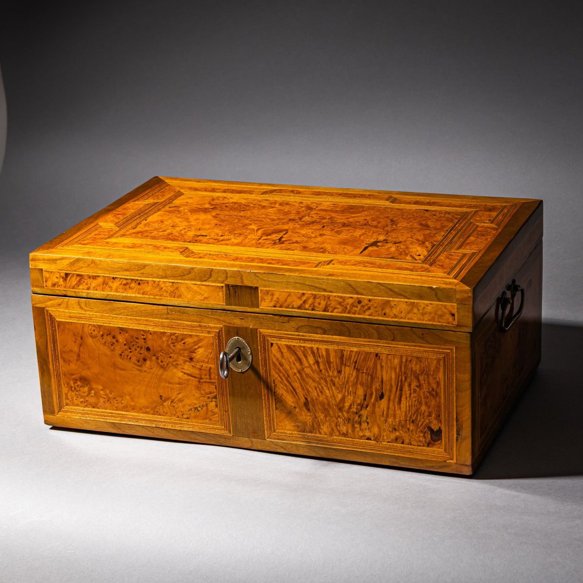 Coffret de style Biedermeier, première moitié du XIXe siècle-photo-2