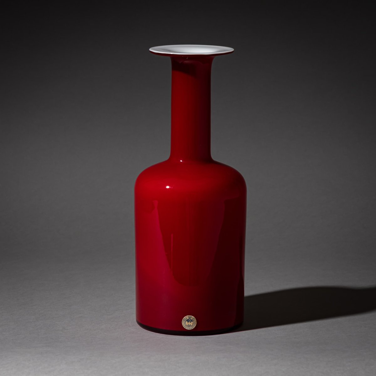 Vases en verre rouge et blanc créés par Otto Brauer pour Holmegaard, Danemark, années 1960-photo-8