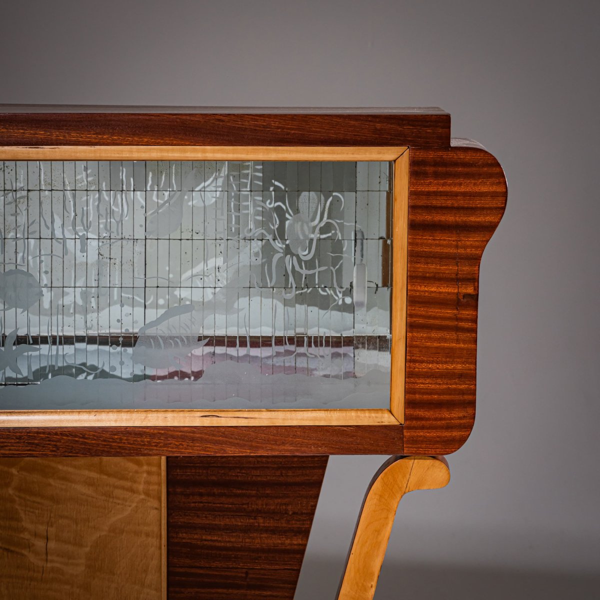 Meuble bar avec scène sous-marine gravée, Italie, milieu du XXe siècle-photo-1