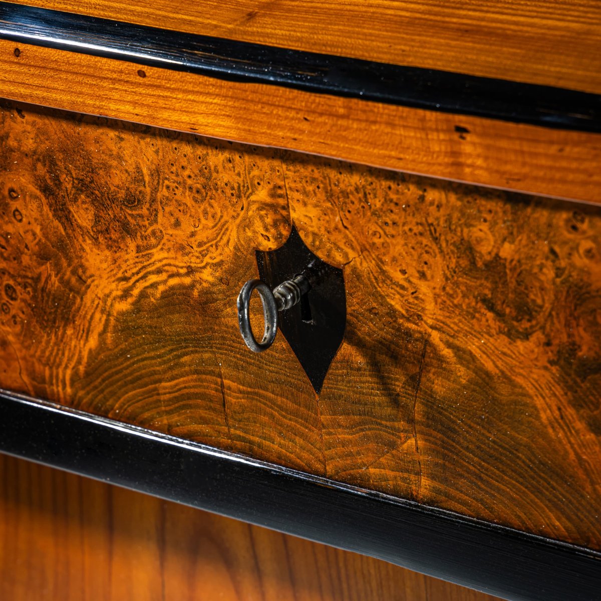 Commode de style Biedermeier, Franconie, vers 1820-photo-3