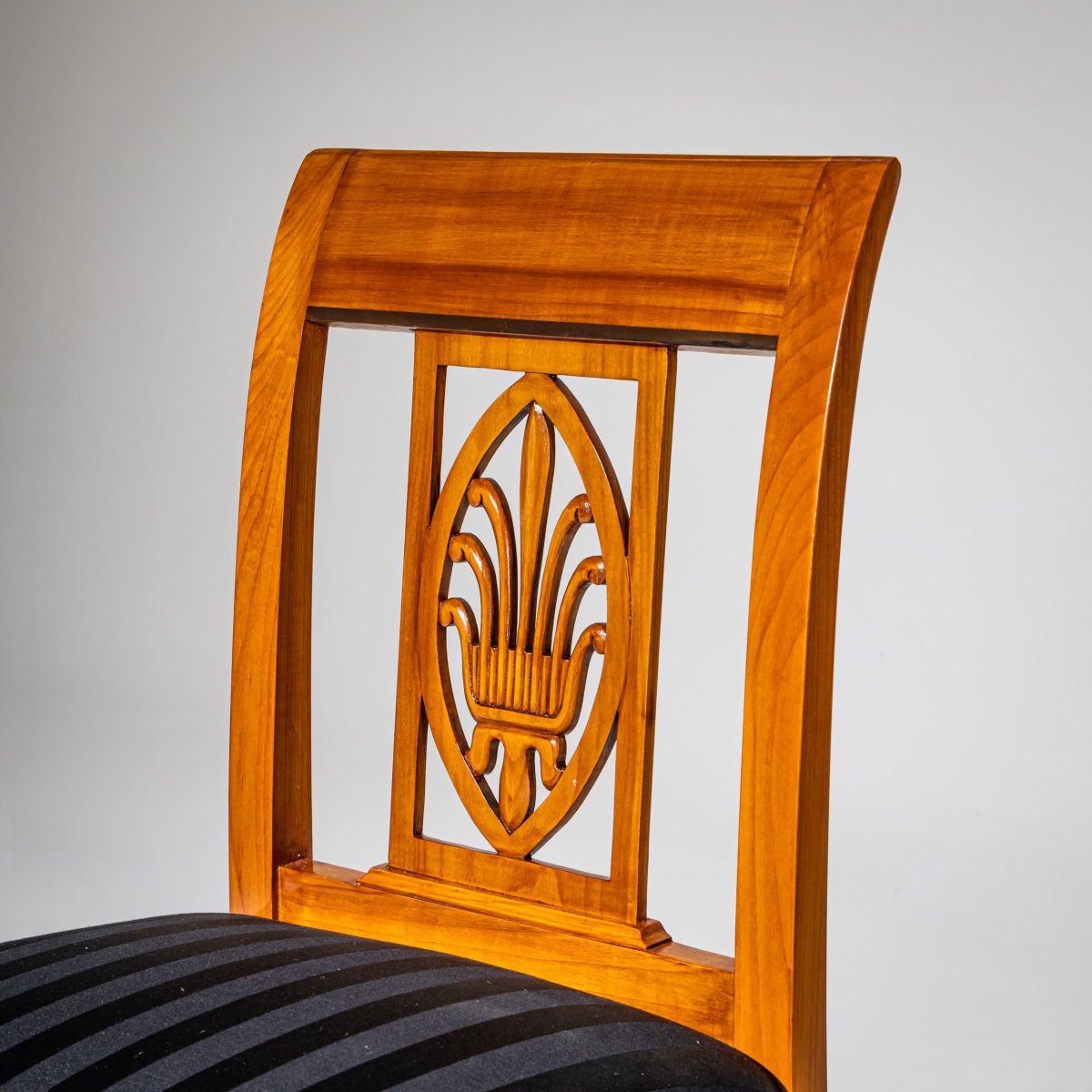 Set Of Six Biedermeier Dining Chairs, Early 19th Century-photo-4