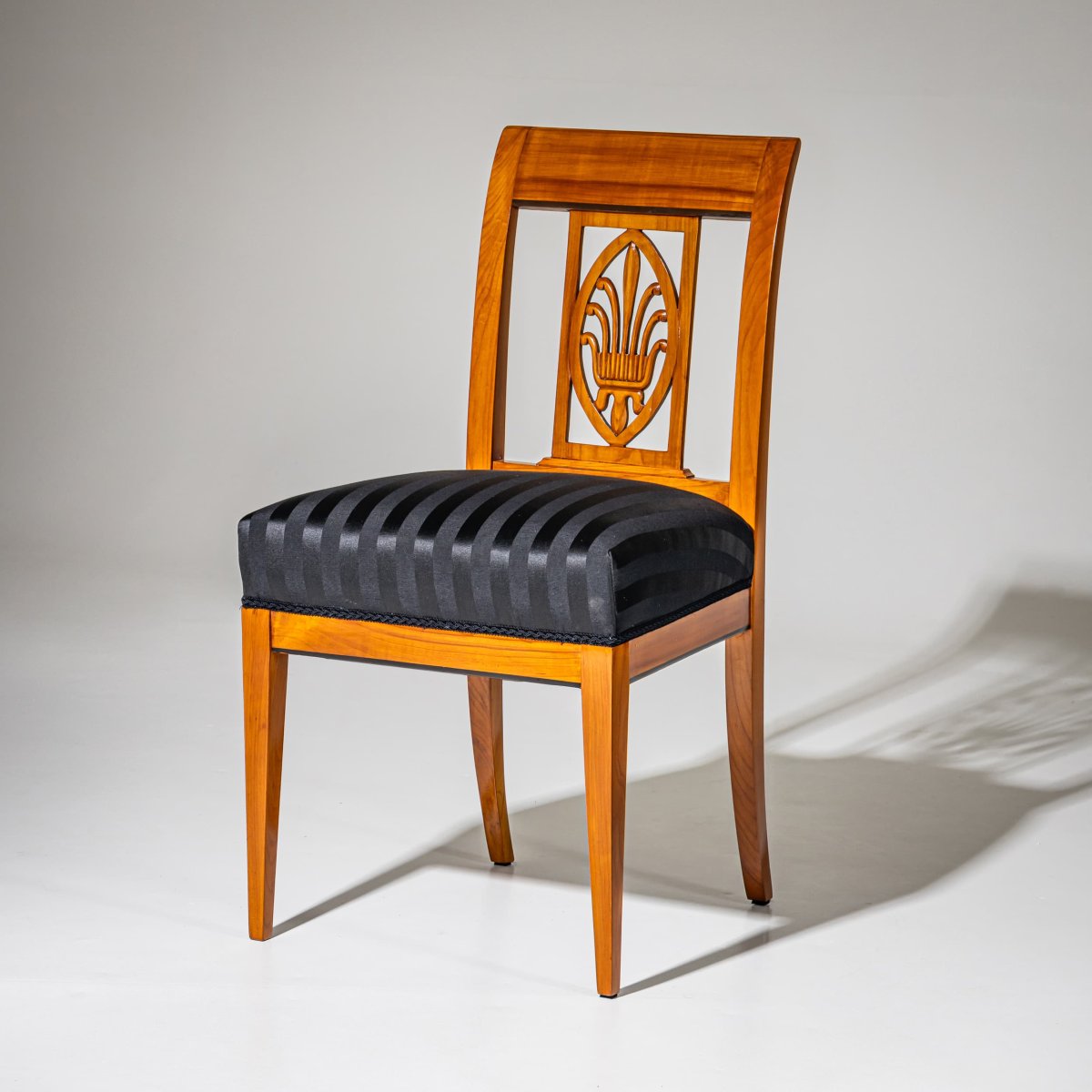 Set Of Six Biedermeier Dining Chairs, Early 19th Century-photo-5