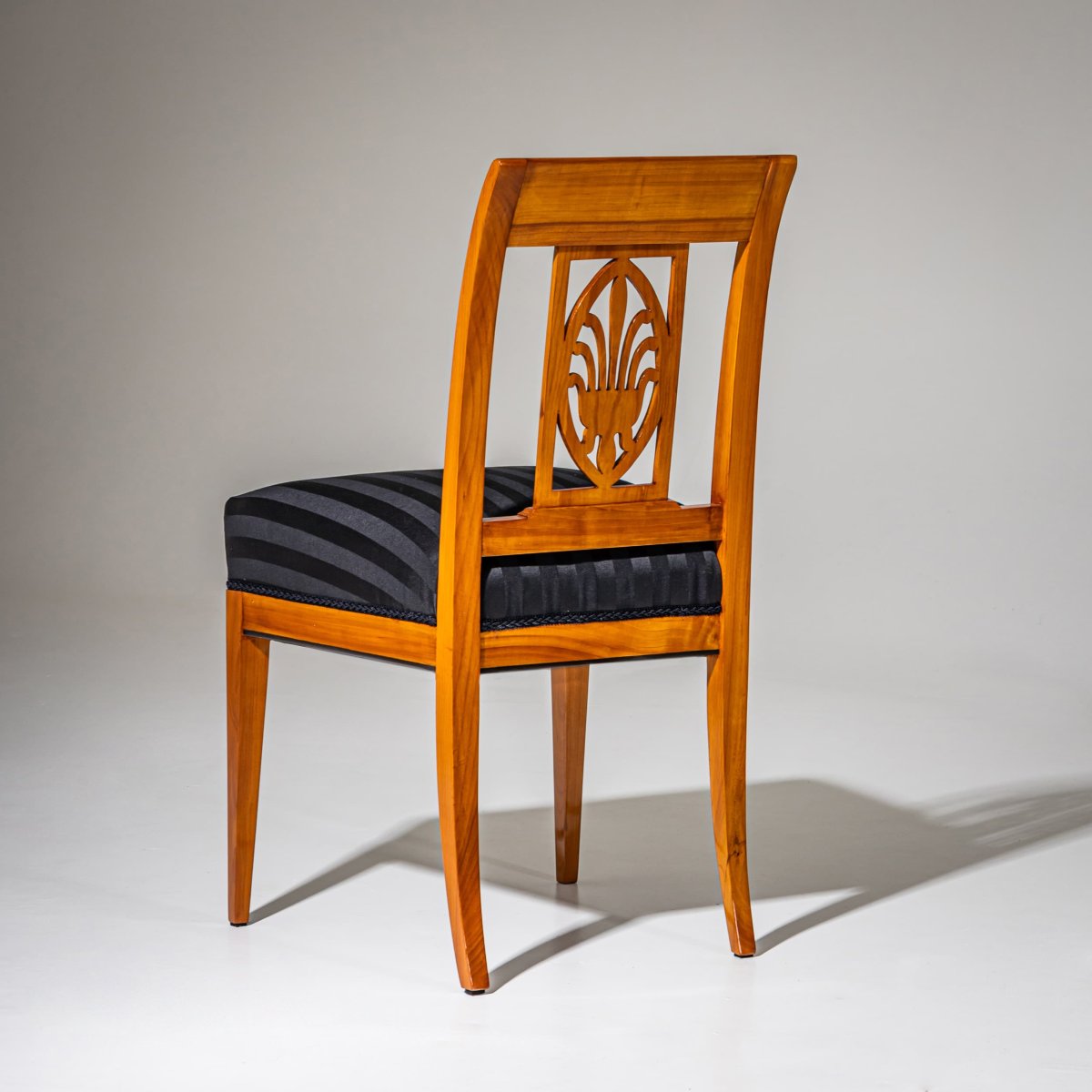 Set Of Six Biedermeier Dining Chairs, Early 19th Century-photo-7