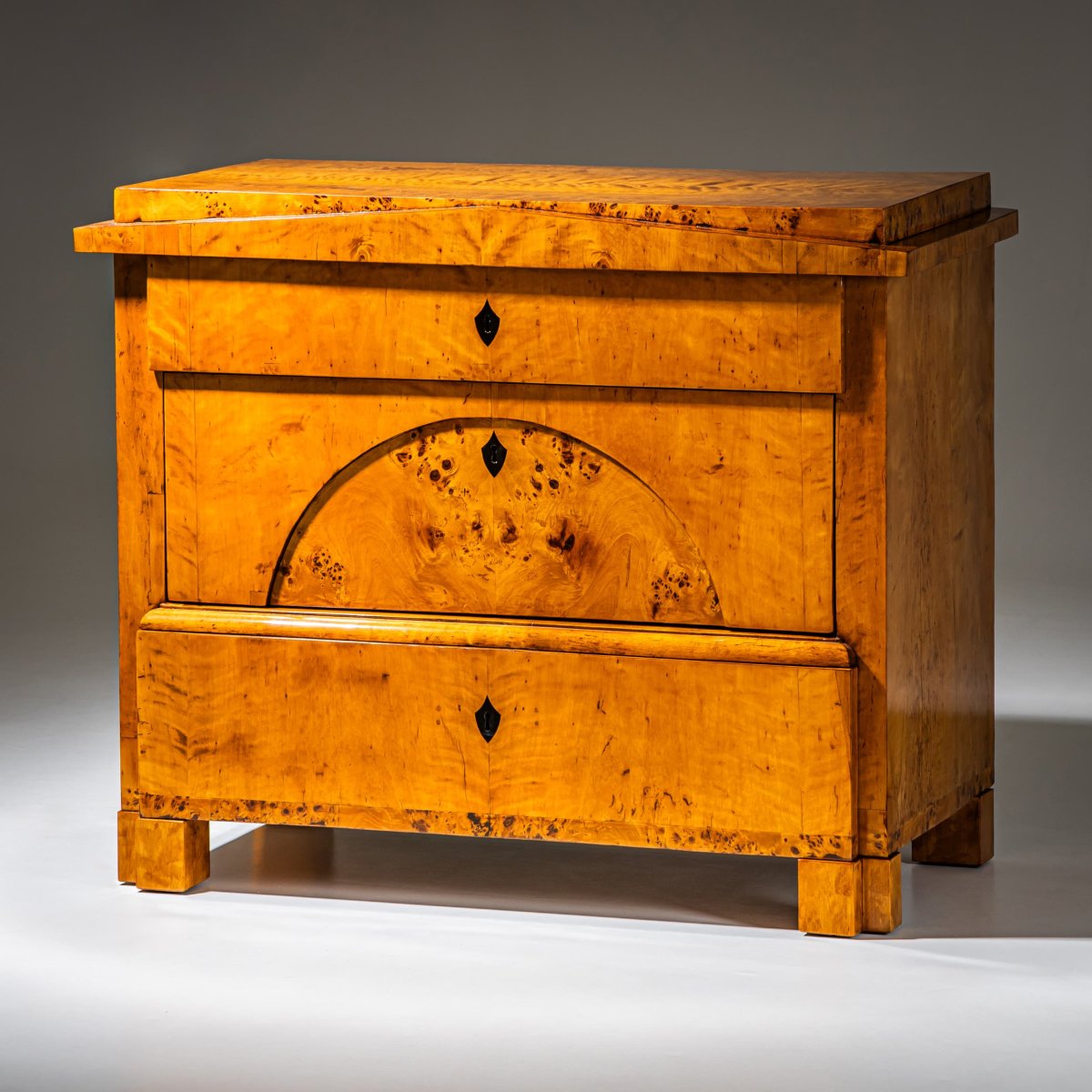 Commode de style Biedermeier en bouleau, Allemagne du Nord, vers 1820-photo-8