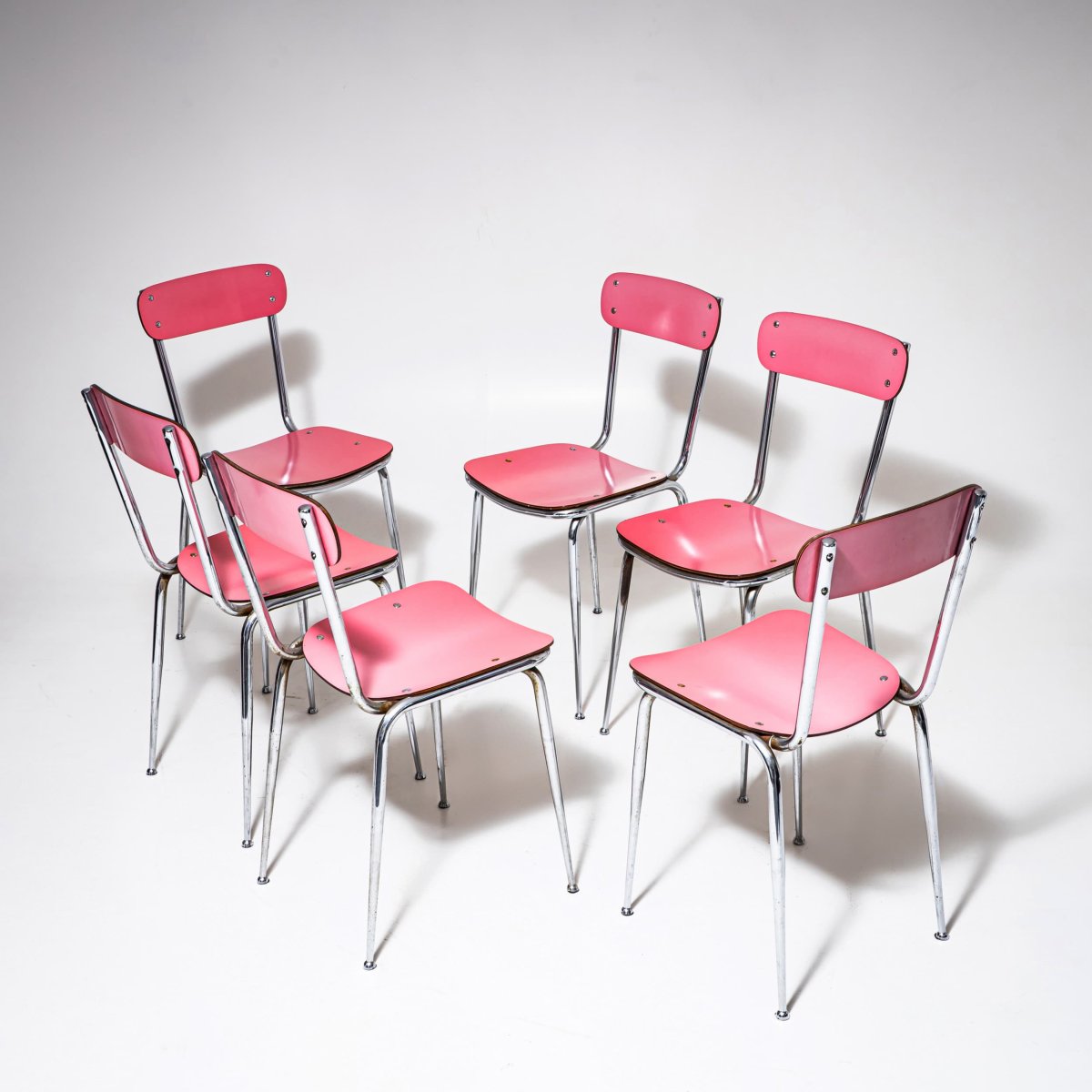 Ensemble de salle à manger en Formica rose, table et six chaises, Italie, années 1960/1970-photo-6