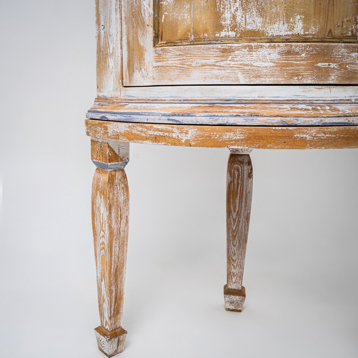 Neoclassical Corner Cabinet, 19th Century-photo-2