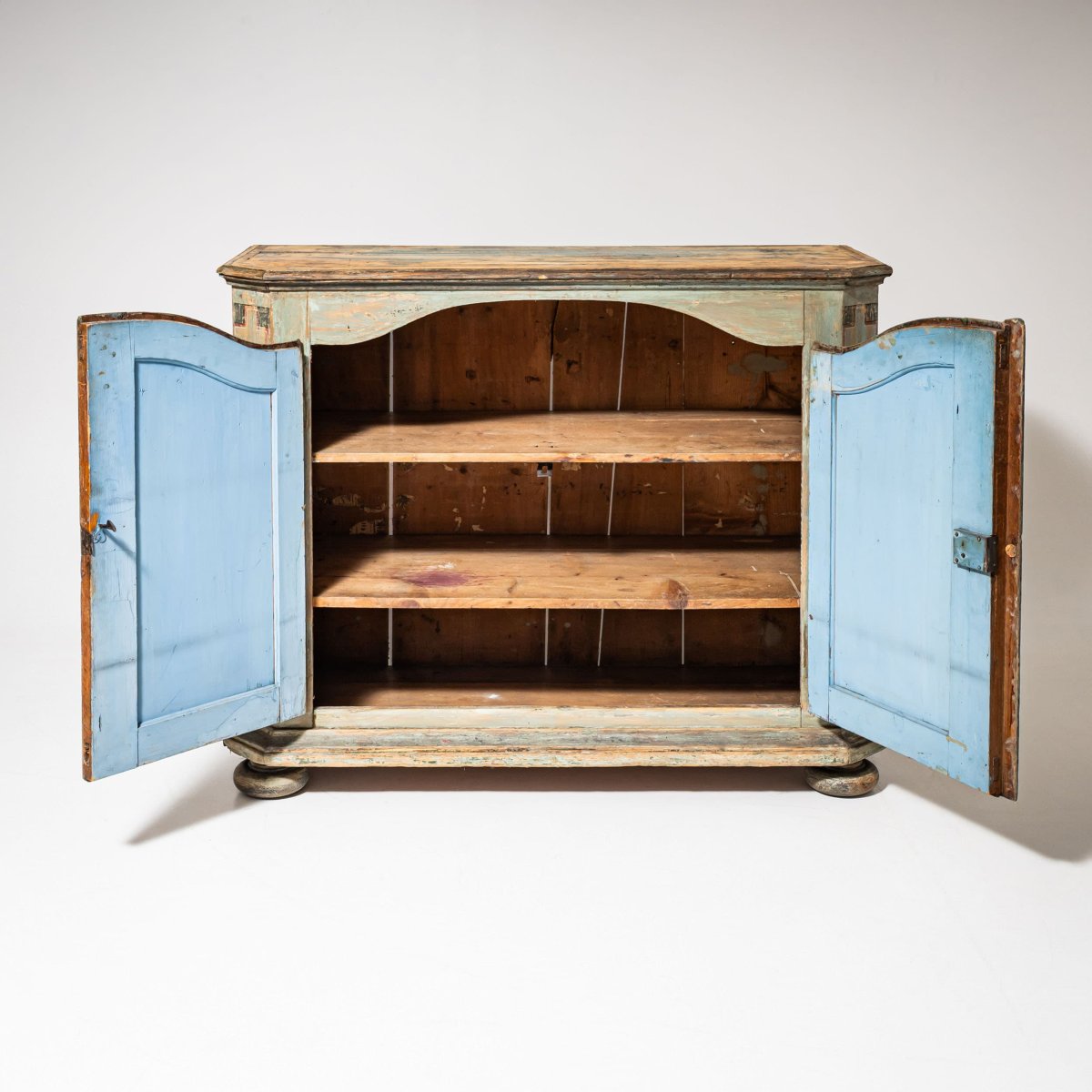 Petite armoire baroque peinte à la main, première moitié du XVIIIe siècle-photo-2