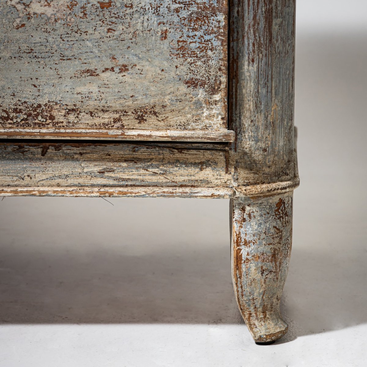 Commode peinte du sud de l'Allemagne, vers 1835-1840-photo-4