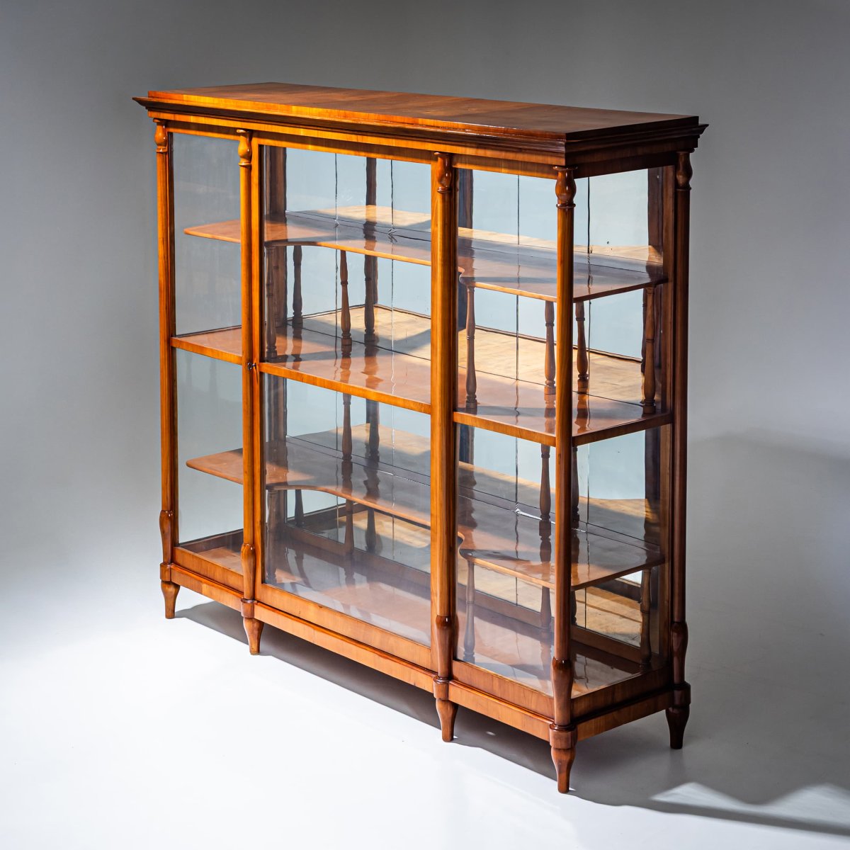 Vitrine de style Biedermeier, probablement de l'Empire austro-hongrois, vers 1830-photo-6