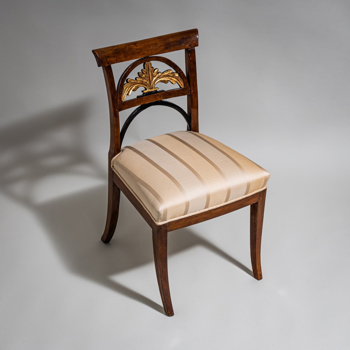 Chaise d'appoint de style Biedermeier, Allemagne centrale, vers 1835-1840-photo-3