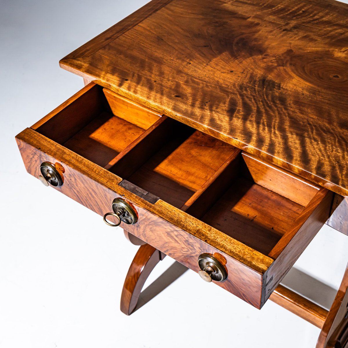 Biedermeier-style Lyre-shaped Sewing Table, Circa 1830-photo-4