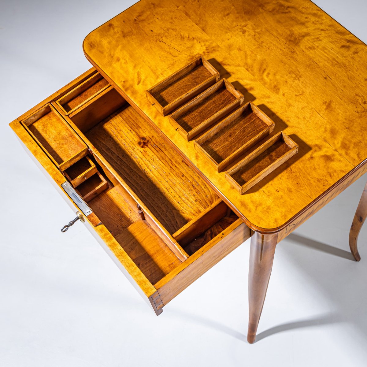 Biedermeier-style Sewing Table In Birch, Circa 1820-photo-4
