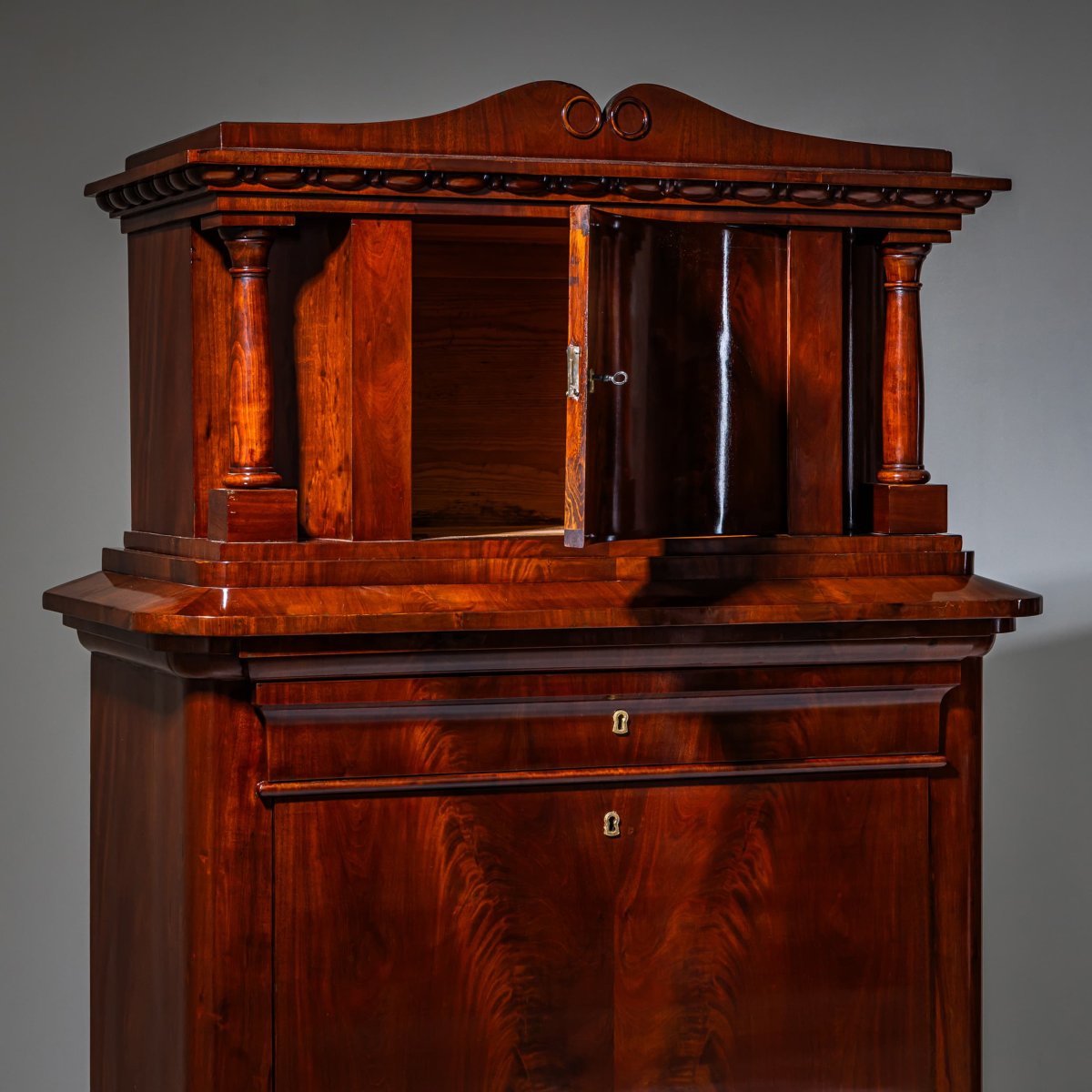 Secrétaire de style Biedermeier en acajou, vers 1830-photo-3