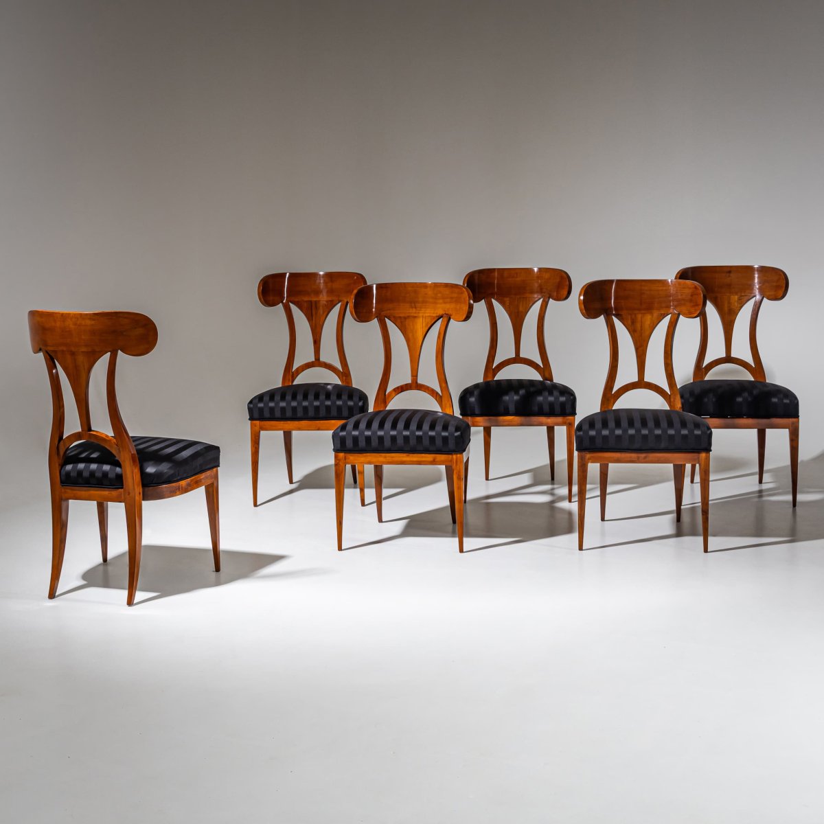Set Of Six Biedermeier Chairs With Shovel-shaped Backs, Circa 1820-photo-3