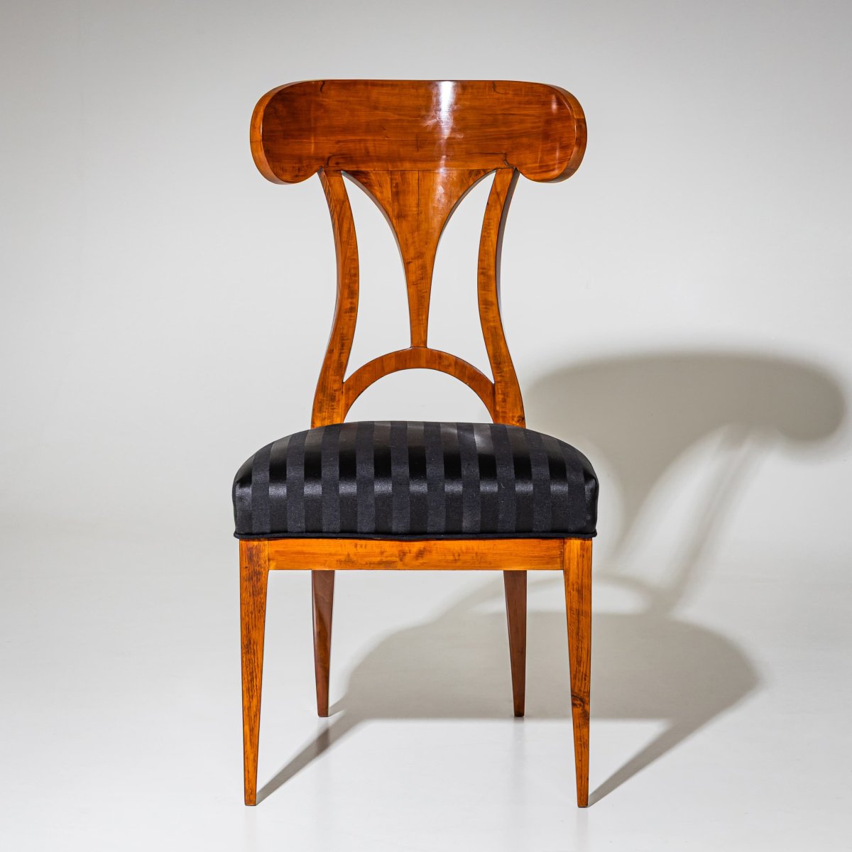 Set Of Six Biedermeier Chairs With Shovel-shaped Backs, Circa 1820-photo-3