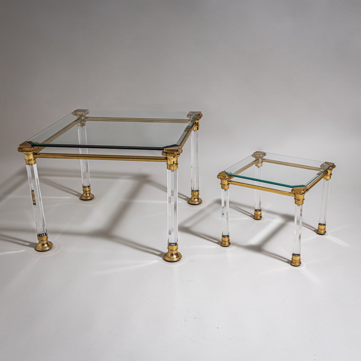 Two Plexiglas And Brass Coffee Tables, Probably From Italy, Late 20th Century-photo-2