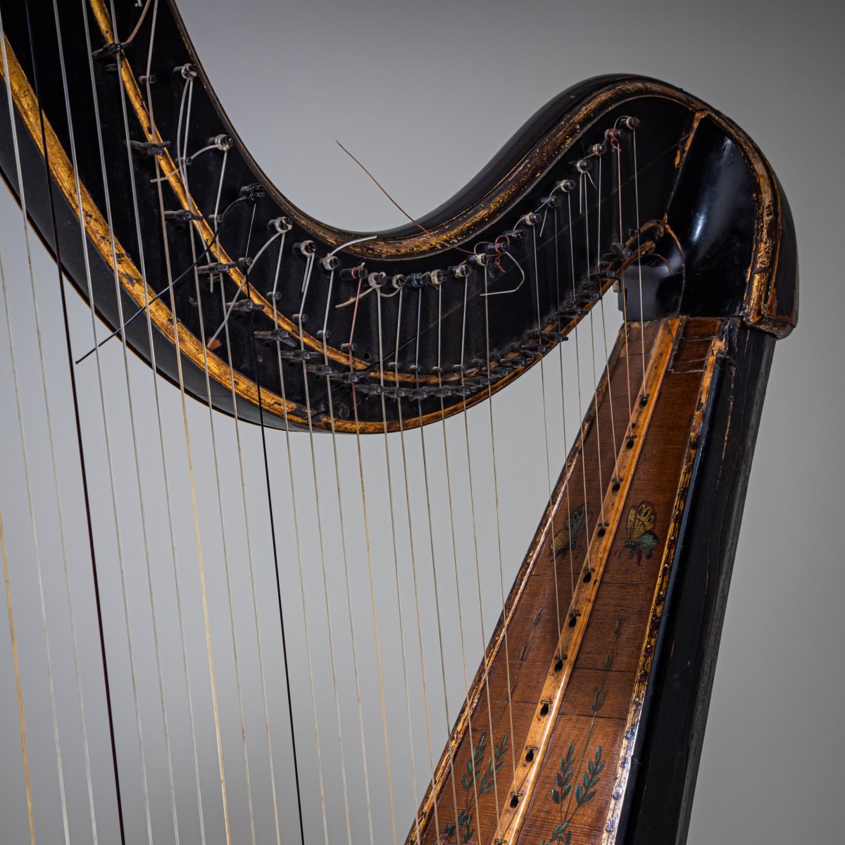 Pedal Harp With Figurative Decoration, Circa 1780-photo-2