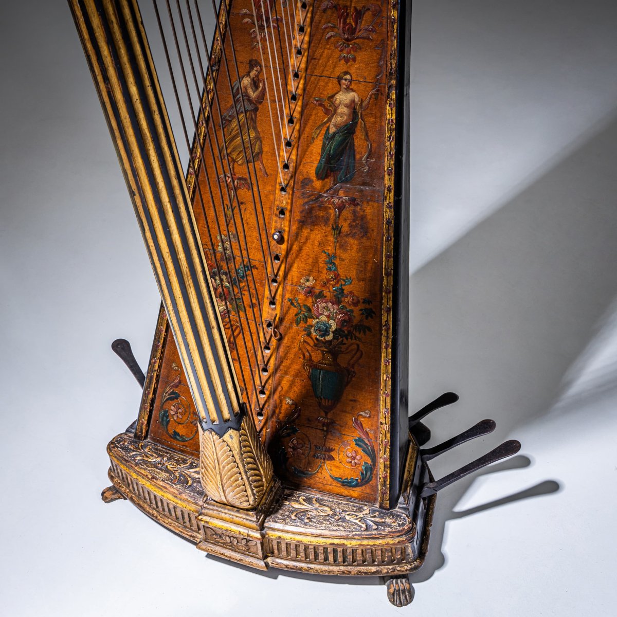 Pedal Harp With Figurative Decoration, Circa 1780-photo-3