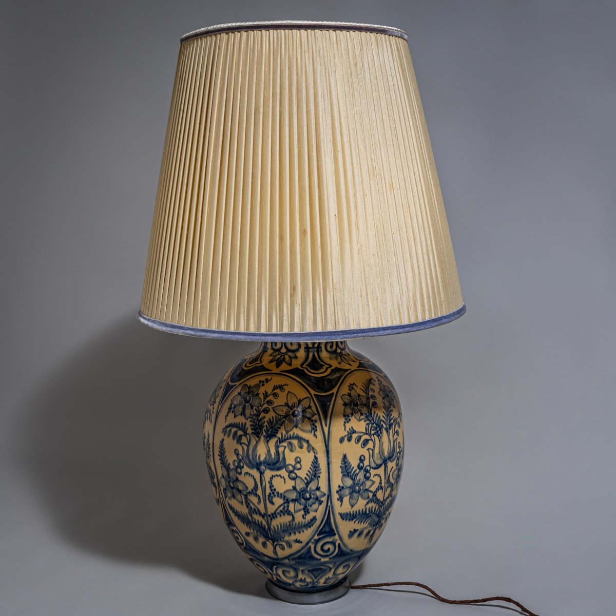 Table Lamp With A Painted Porcelain Base, 20th Century-photo-2